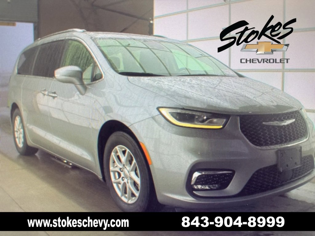 2024 Chrysler Pacifica Limited's photo