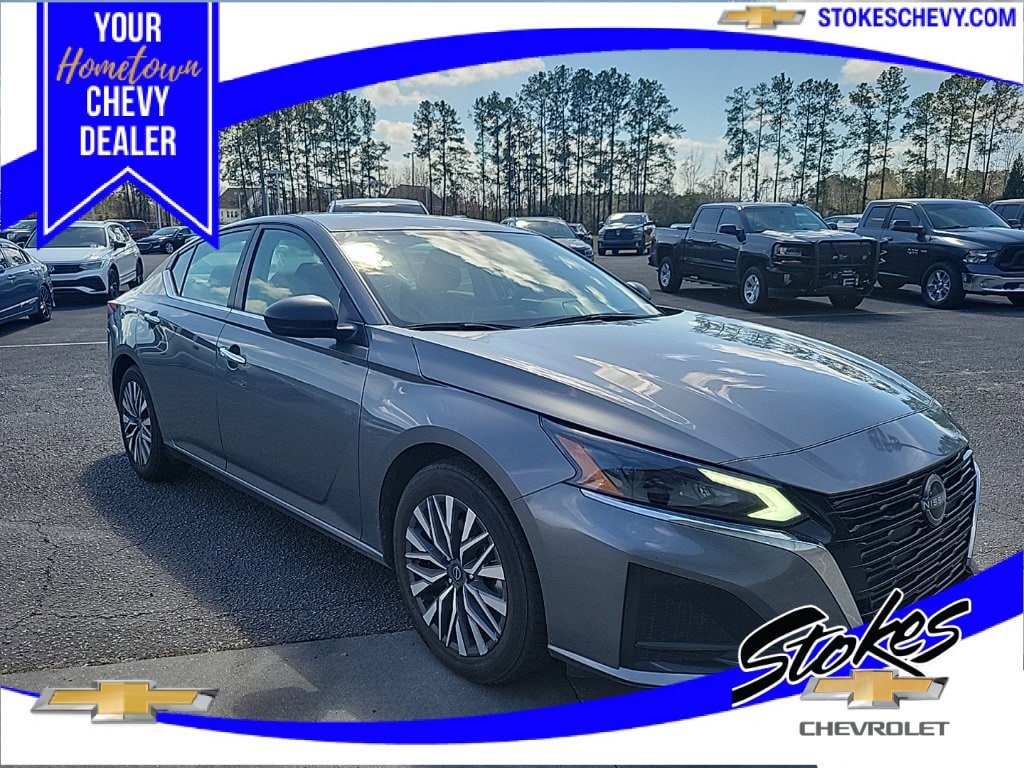 2024 Nissan Altima SV