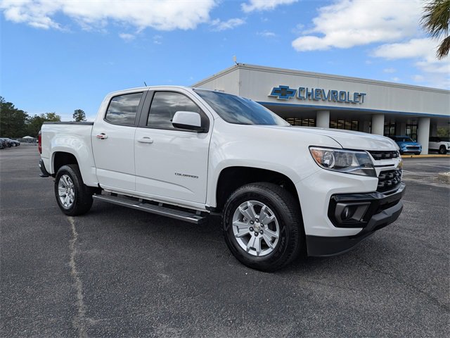 2022 Chevrolet Colorado LT photo 2