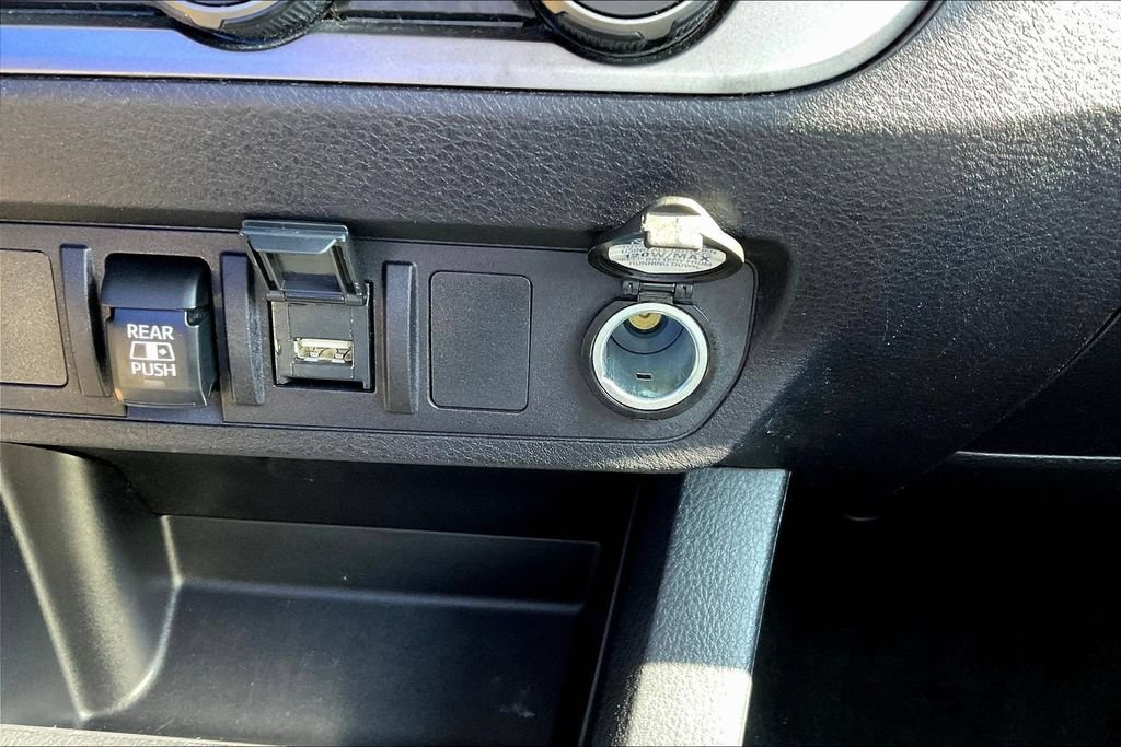 2021 Toyota Tacoma SR5 - Photo 21
