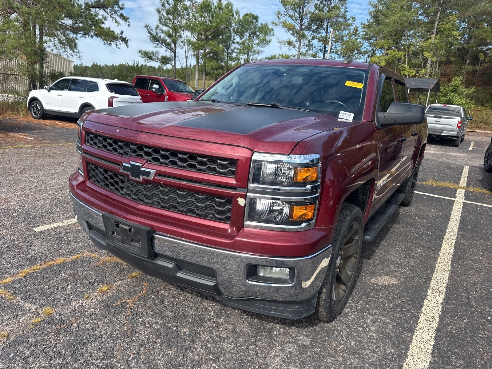 2015 Chevrolet Silverado LT photo 3