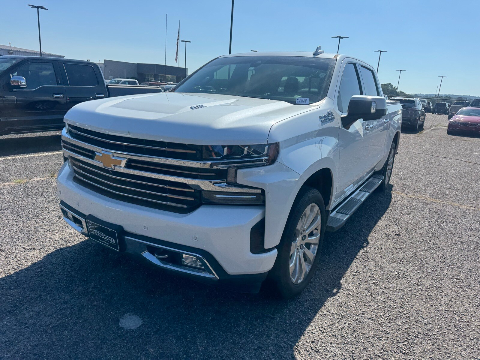 2021 Chevrolet Silverado 1500 High Country photo 2
