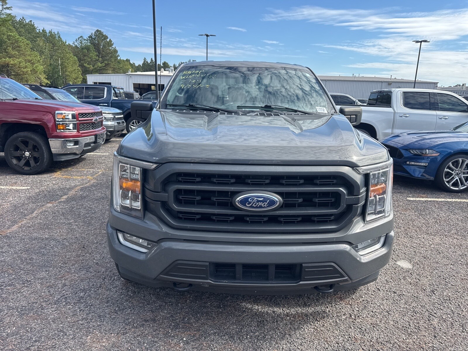 2021 Ford F-150 XLT photo 2
