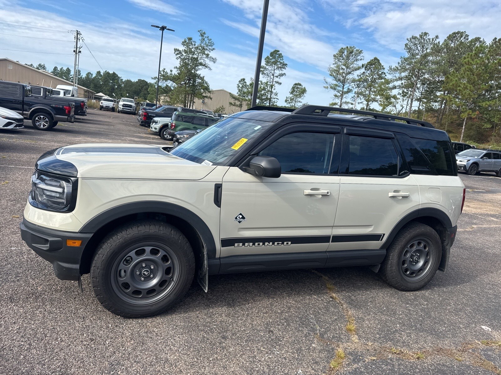 2024 Ford Bronco Sport Outer Banks photo 3