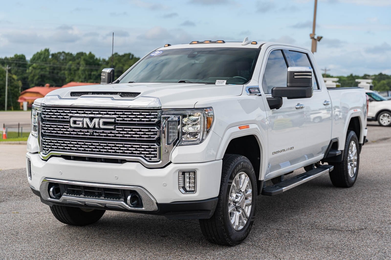 2021 Gmc Sierra 2500 HD Denali photo 3
