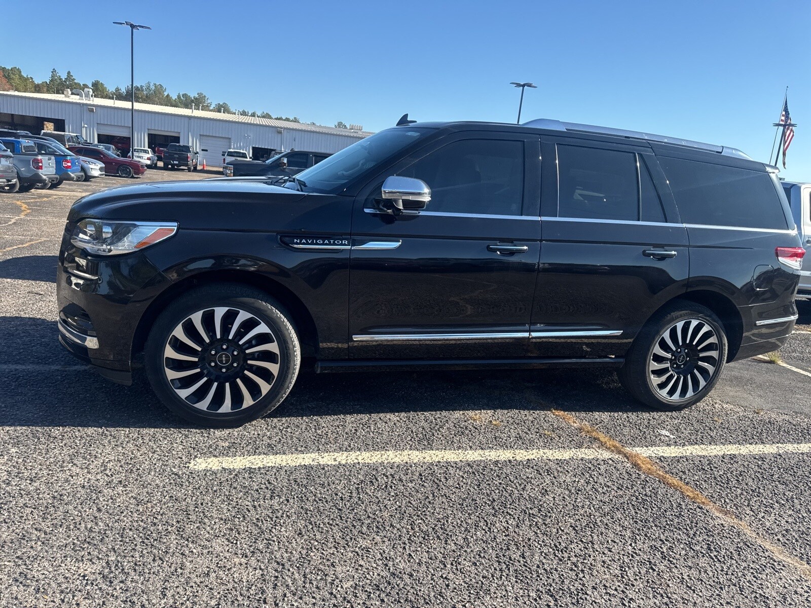 2022 Lincoln Navigator Black Label photo 4