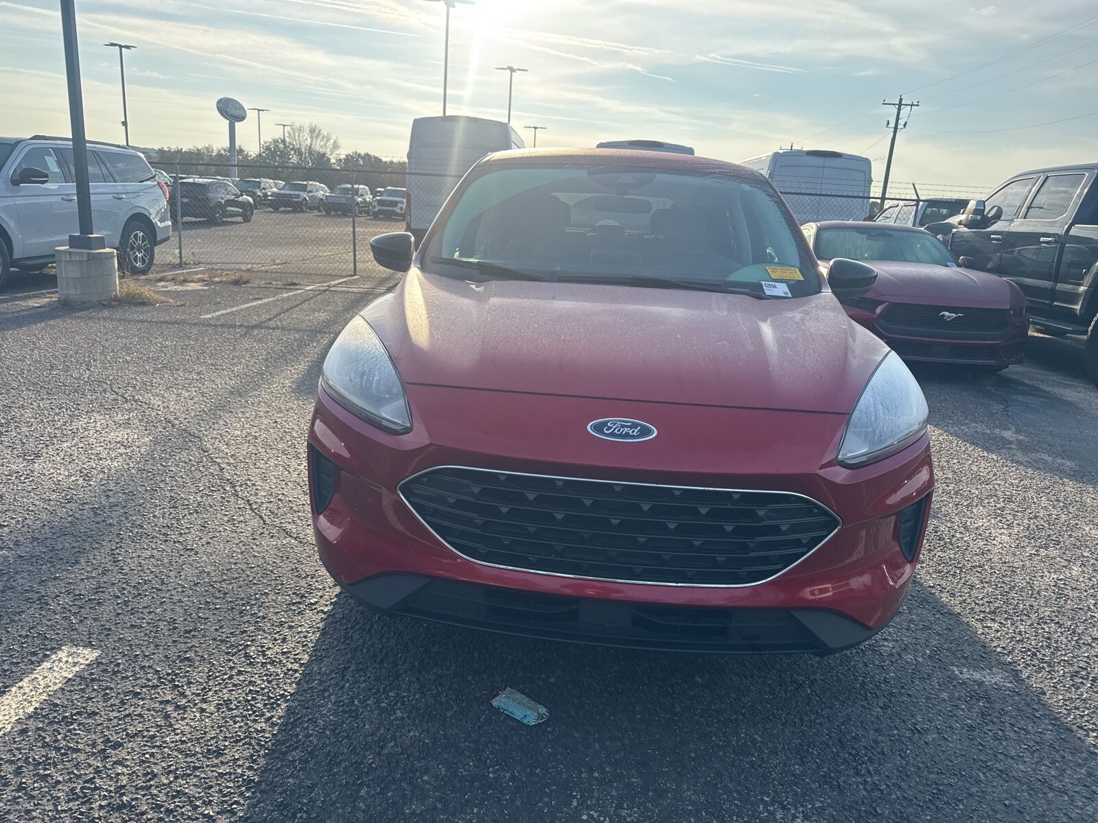 2021 Ford Escape SE photo 2