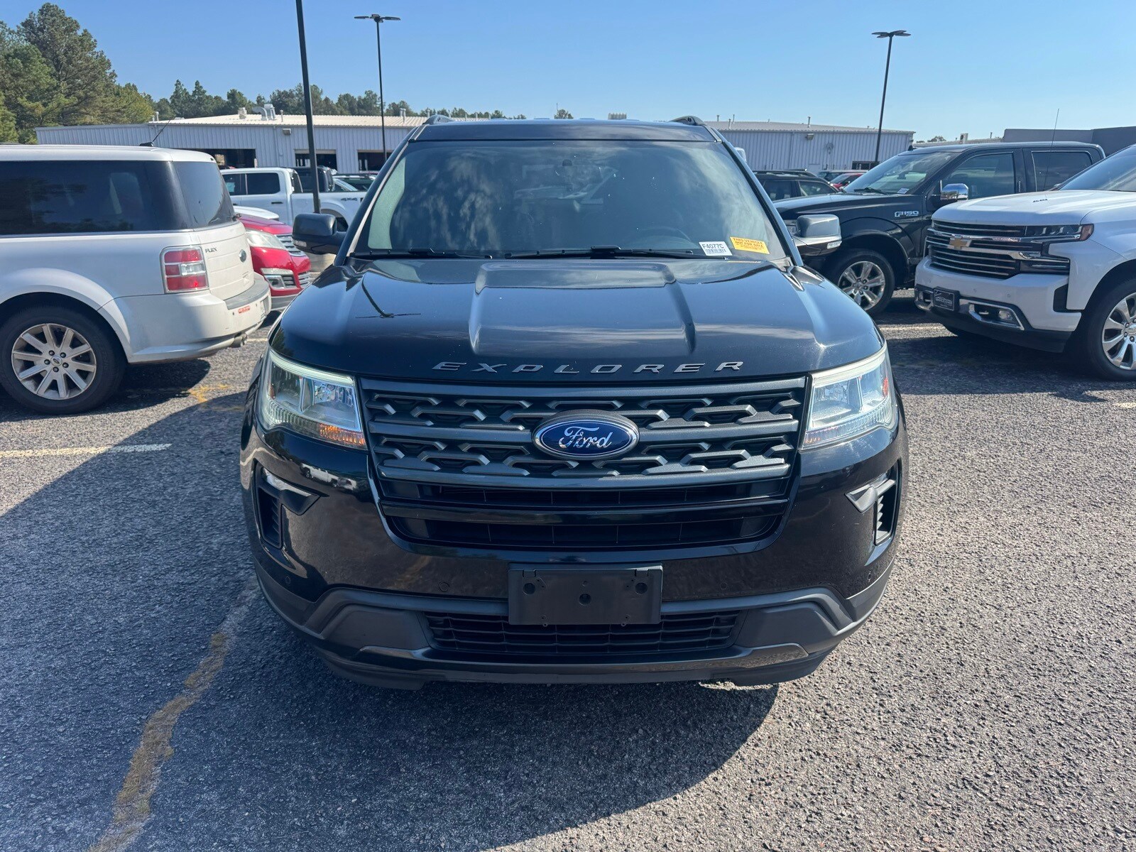 2019 Ford Explorer XLT photo 2