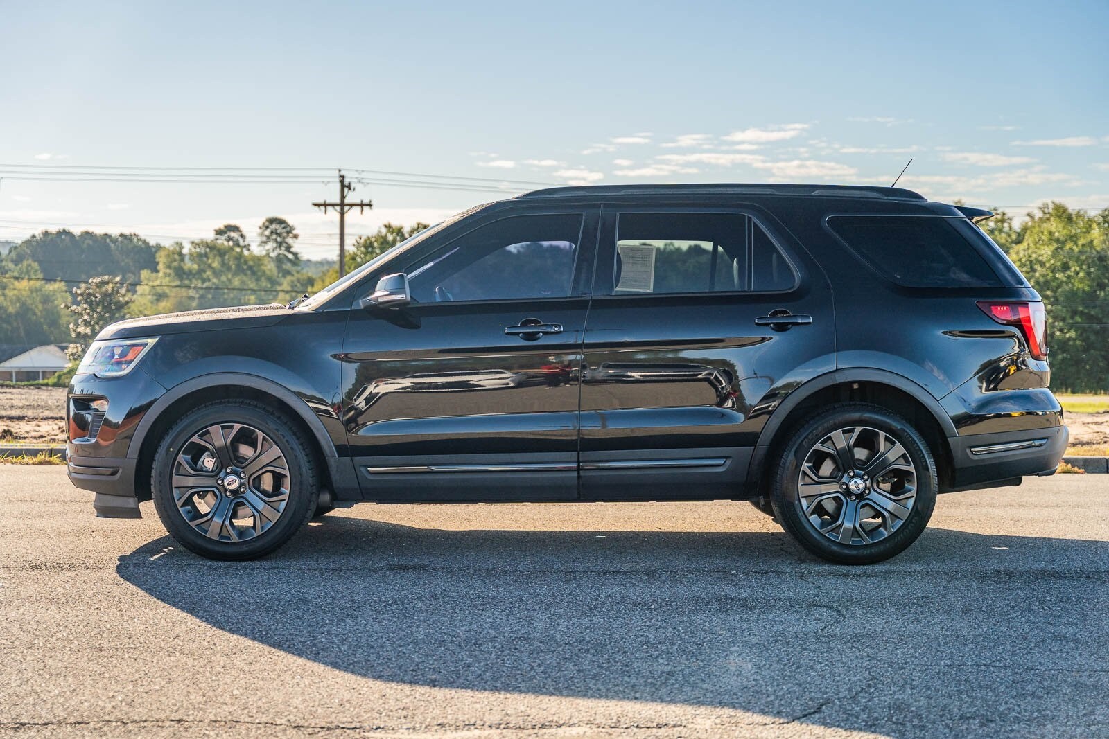 2018 Ford Explorer Sport photo 4