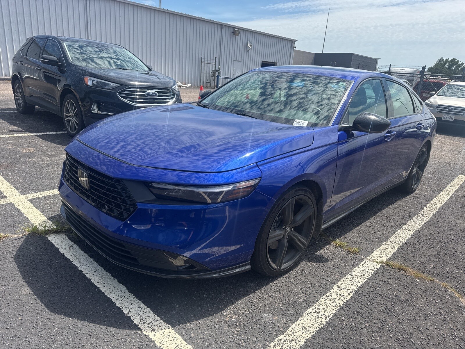 2024 Honda Accord Hybrid Sport-L photo 2
