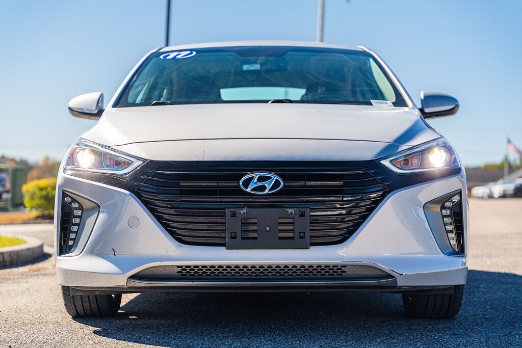 Certified 2017 Hyundai Ioniq Hybrid Limited Hatchback