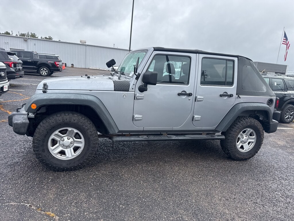 Used 2013 Jeep Wrangler Unlimited Sport SUV