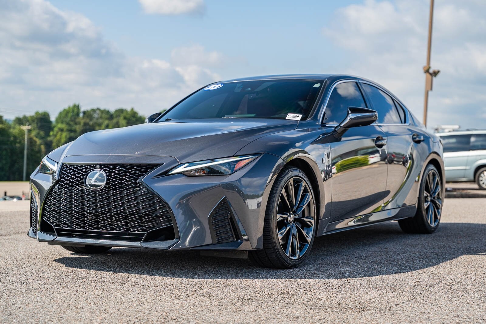 2023 Lexus IS 350 F SPORT photo 3
