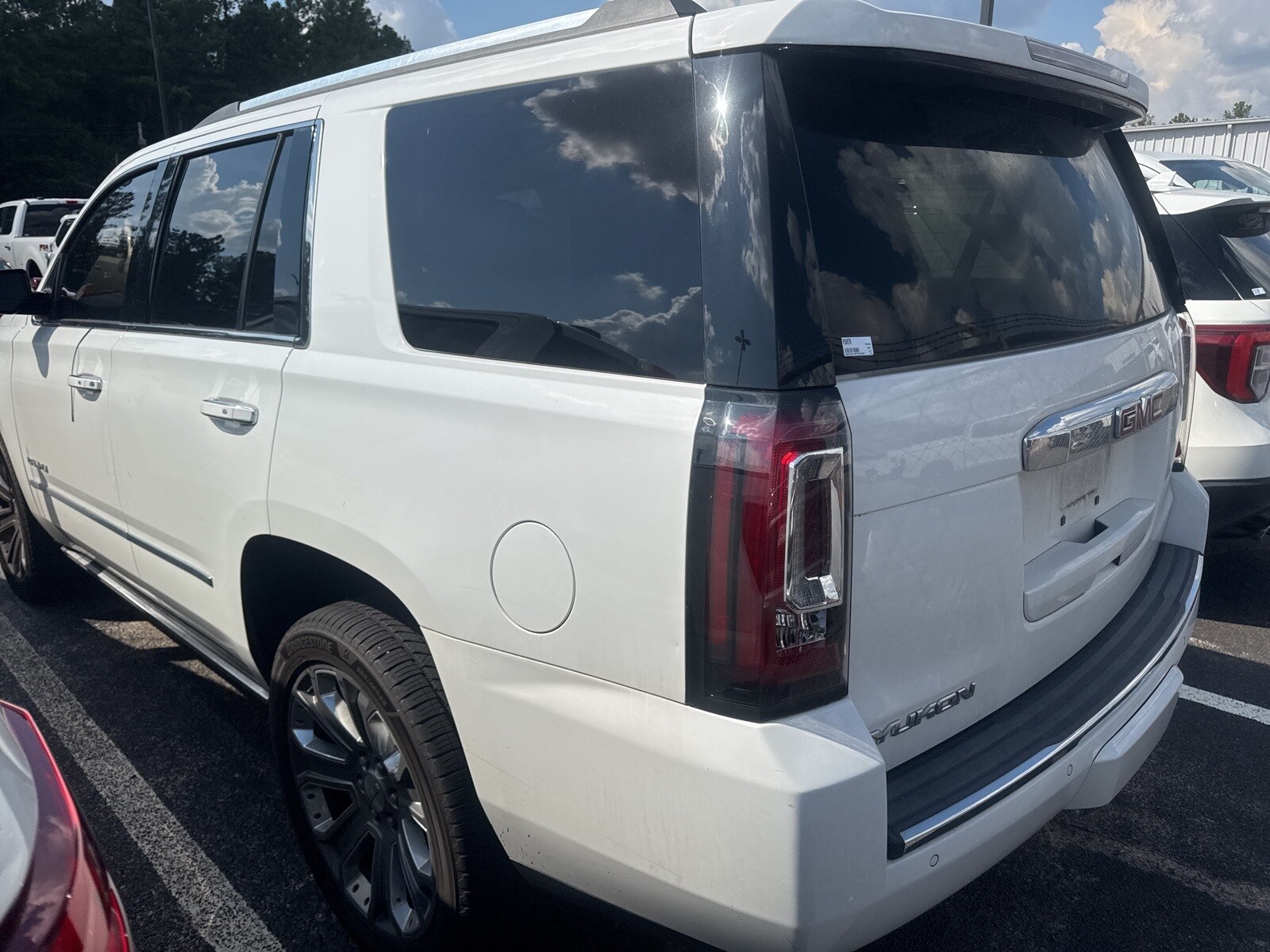 2015 Gmc Yukon Denali photo 4