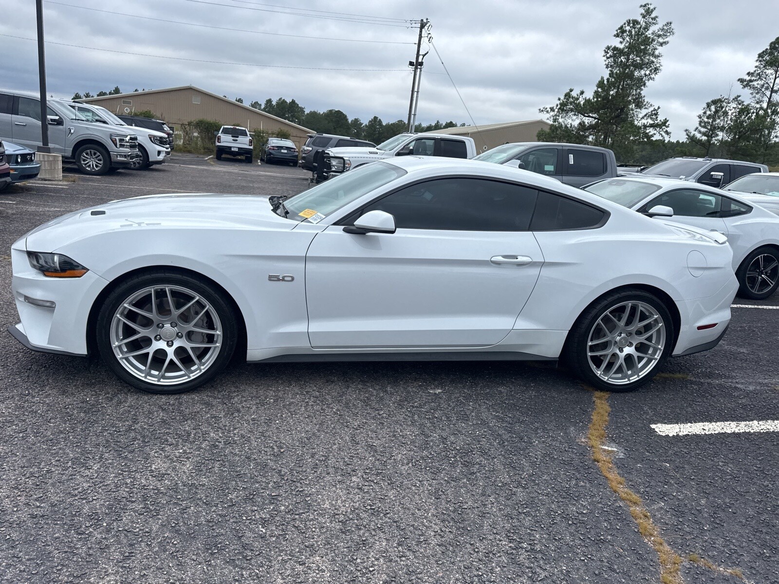 2022 Ford Mustang GT photo 4