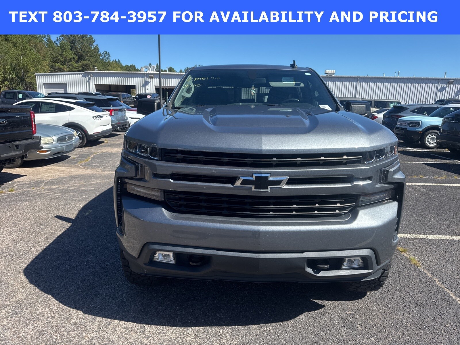 2021 Chevrolet Silverado 1500 RST photo 2