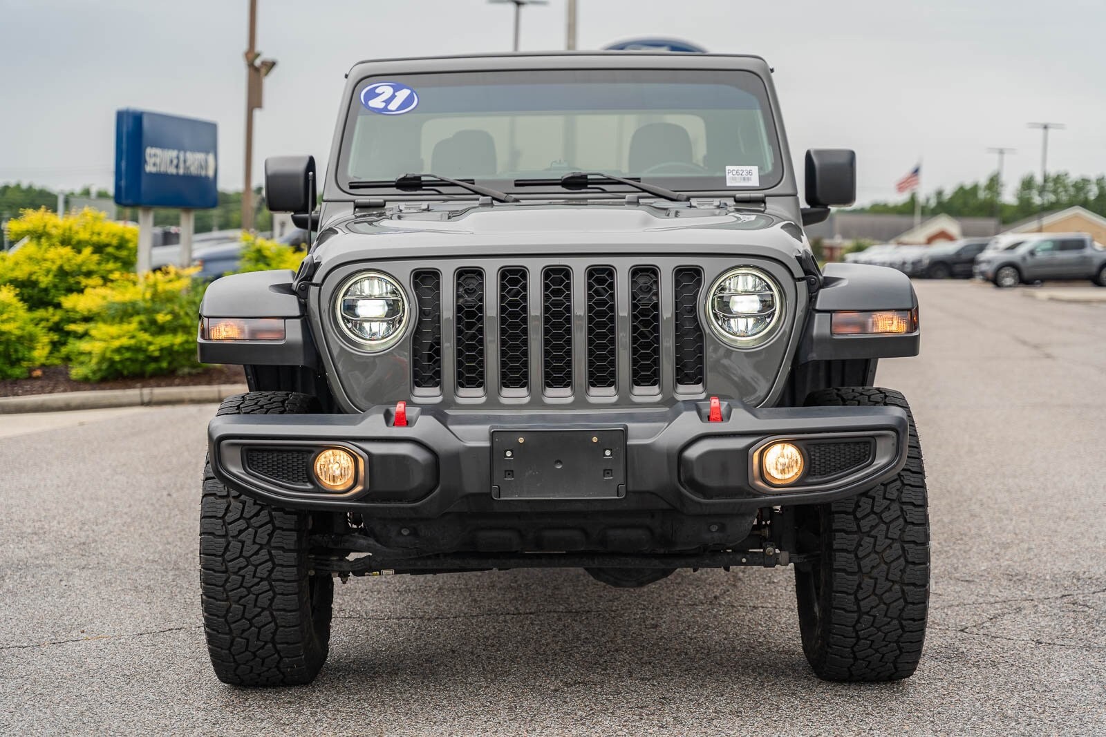 2021 Jeep Gladiator Rubicon photo 2