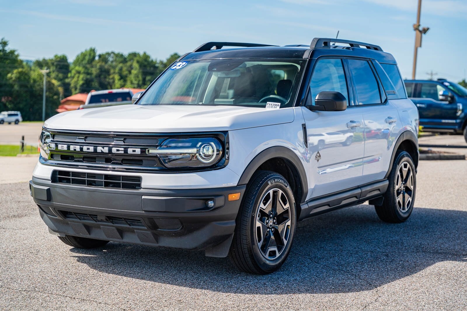 2023 Ford Bronco Sport Outer Banks photo 3