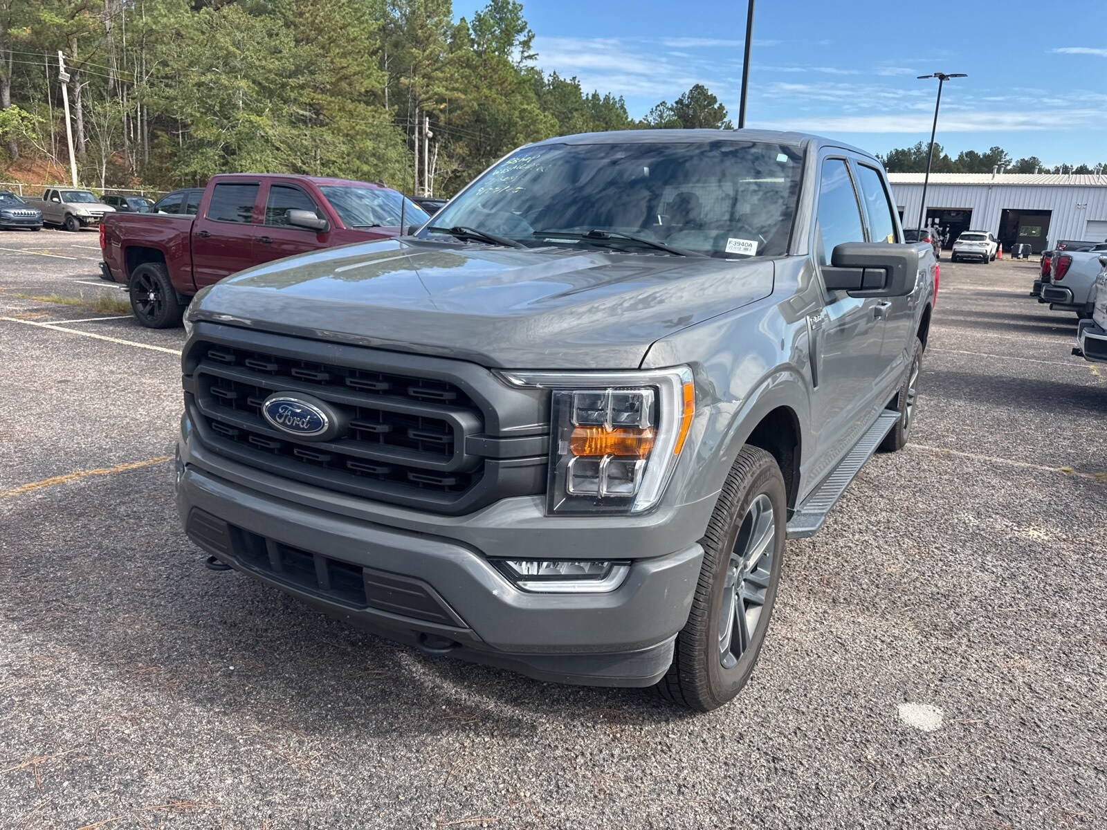 2021 Ford F-150 XLT photo 3