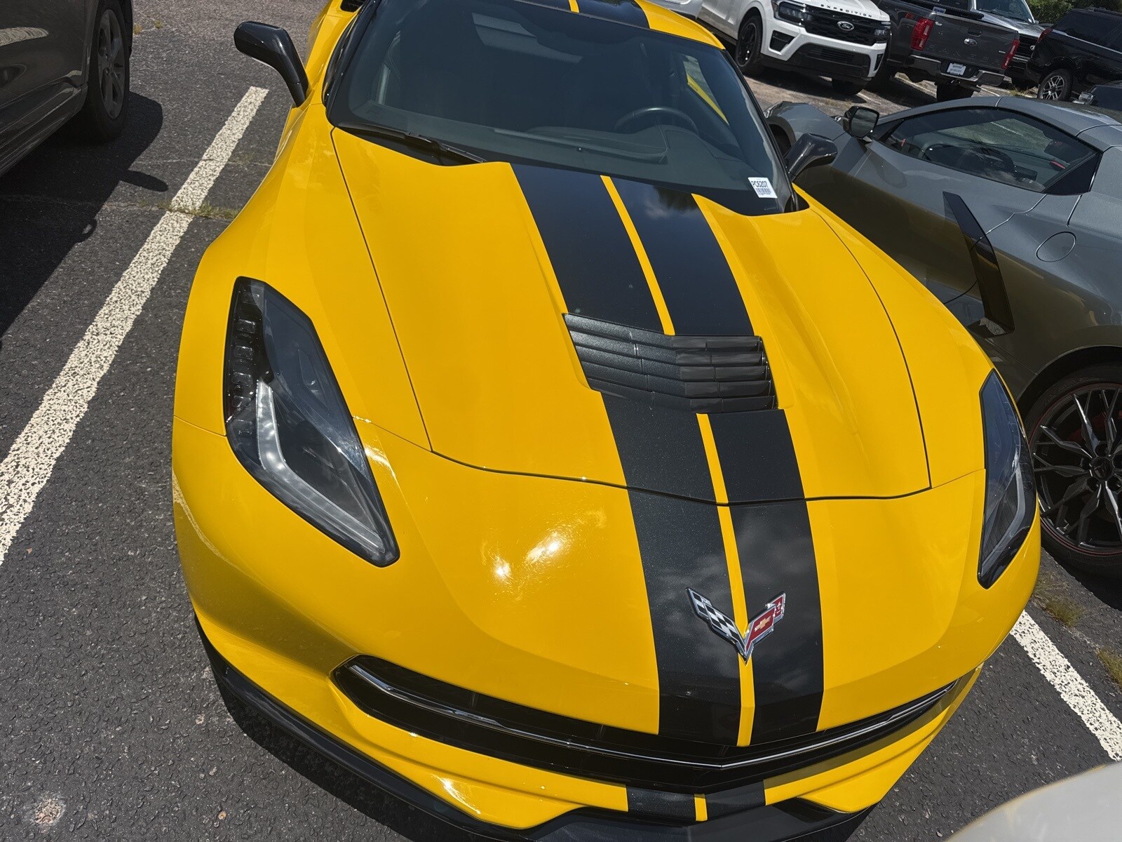 2015 Chevrolet Corvette Stingray Z51 1LT photo 2