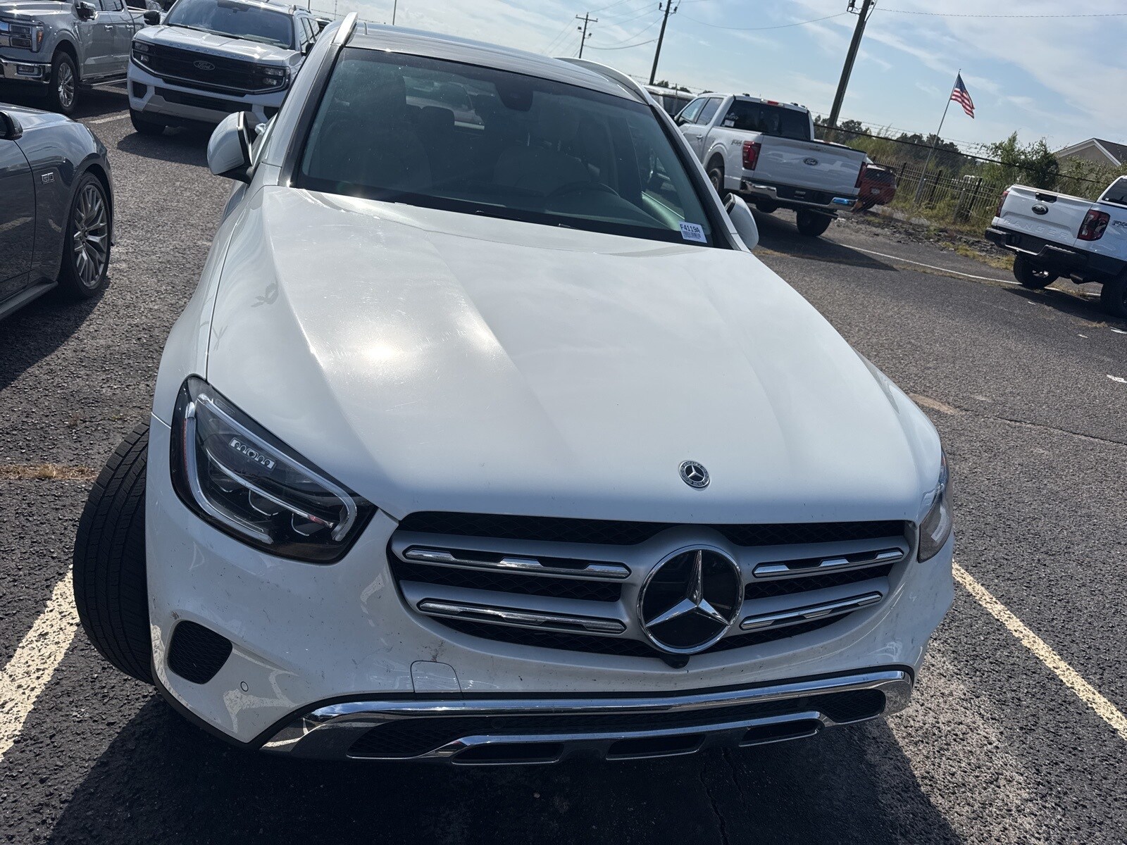 2021 Mercedes Benz GLC 300 4MATIC photo 2