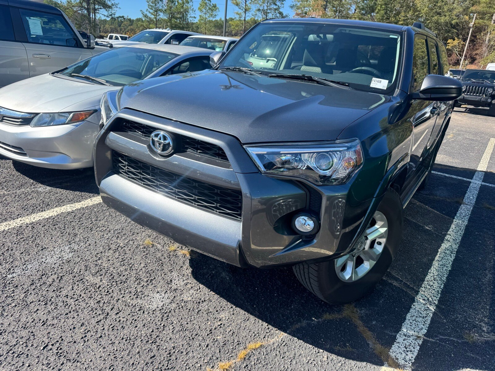 2019 Toyota 4Runner SR5 photo 3