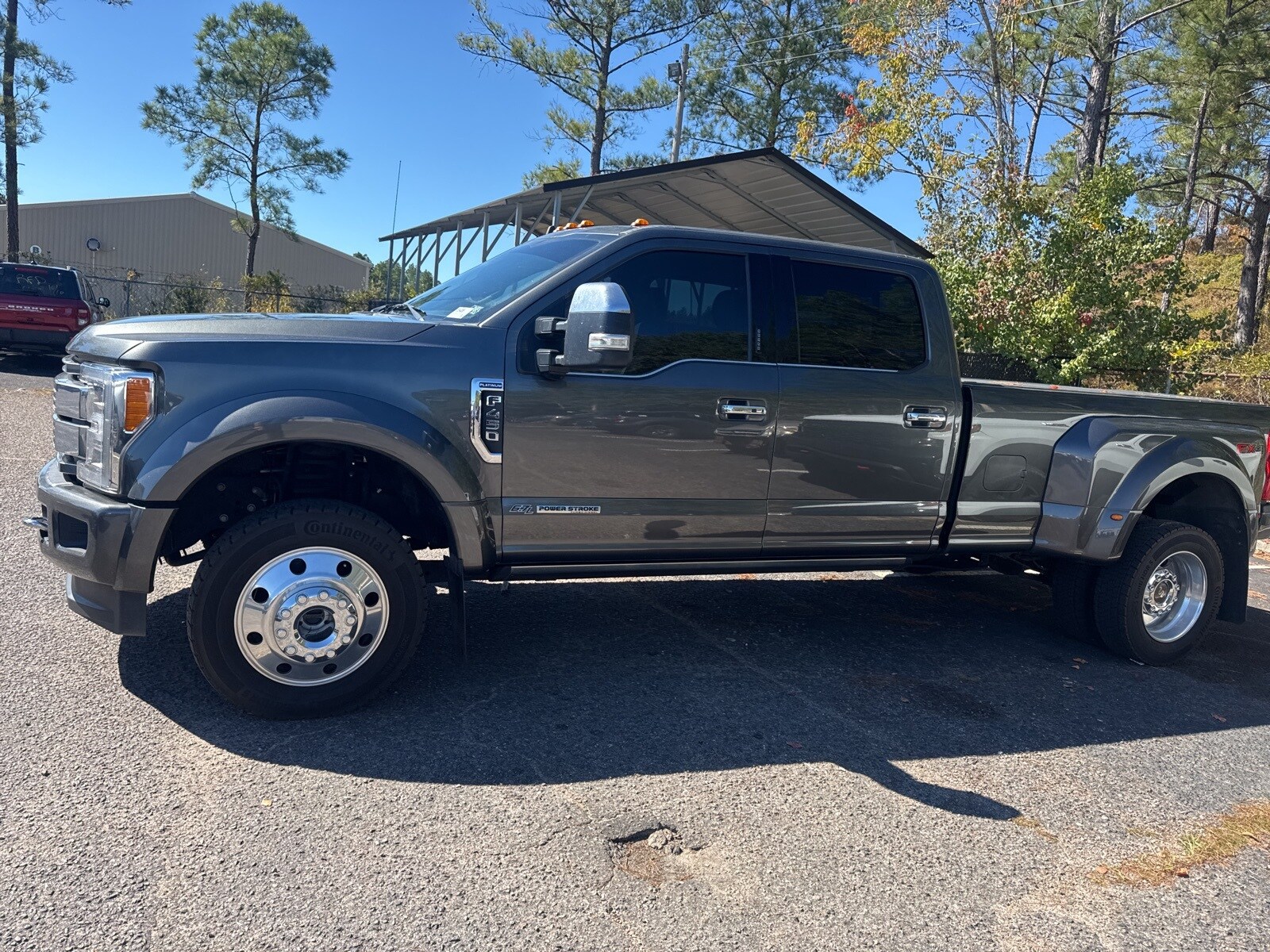 2019 Ford F-450 Platinum photo 2
