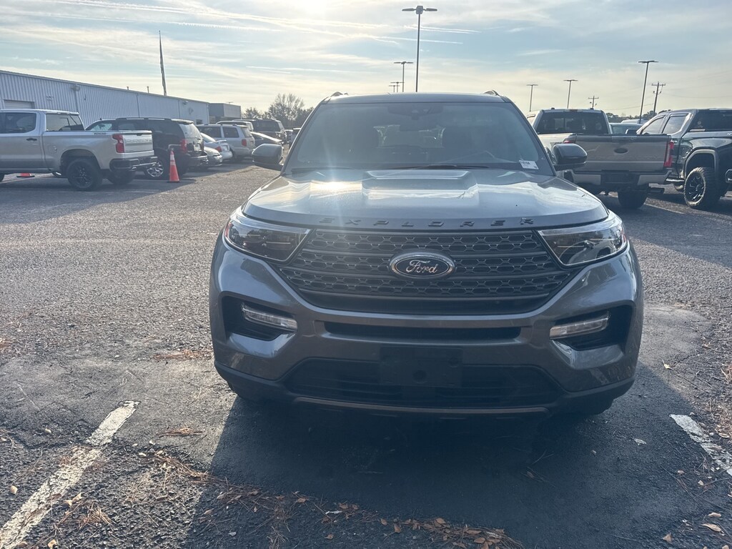 Used 2024 Ford Explorer XLT SUV