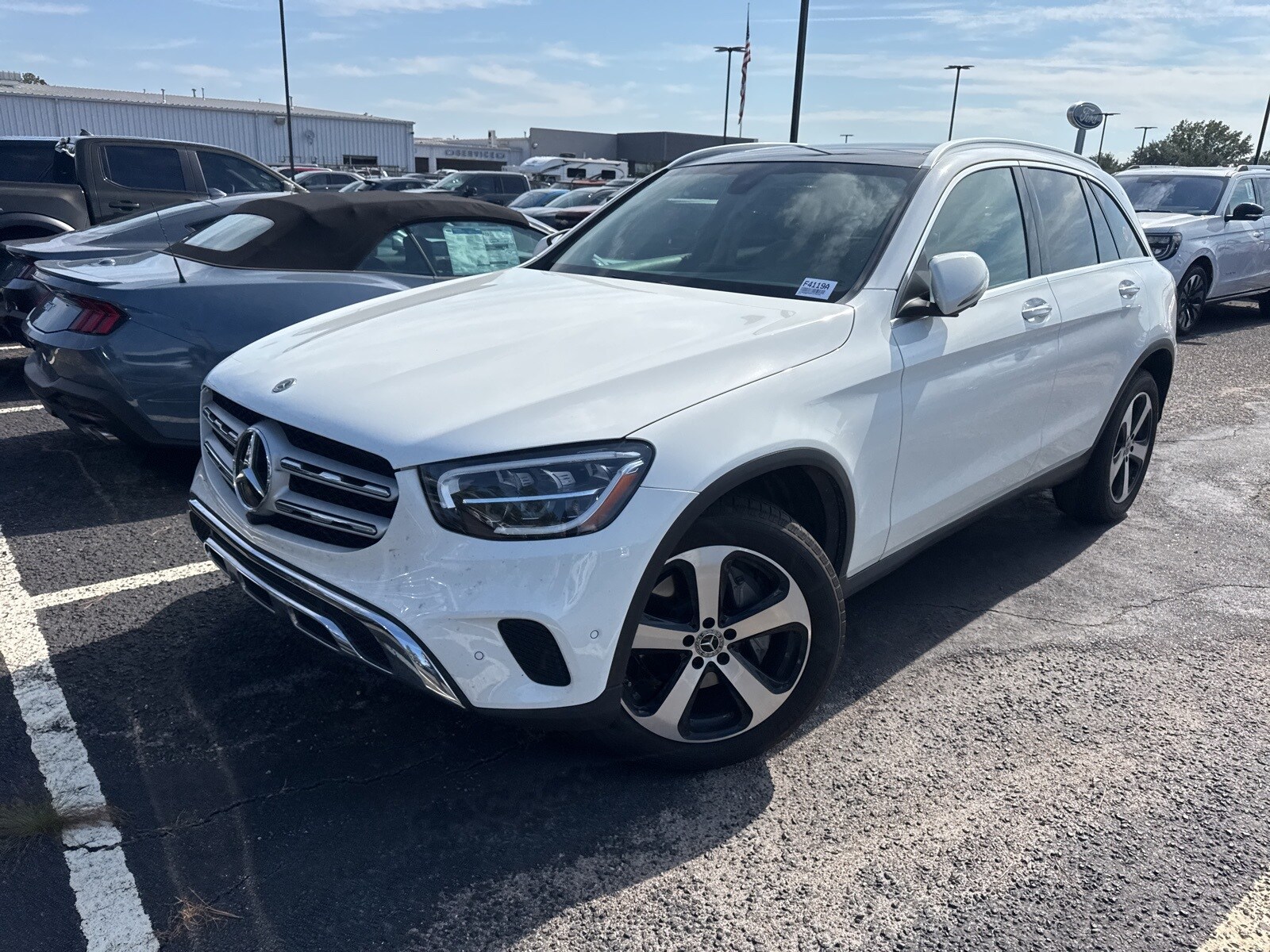 2021 Mercedes Benz GLC 300 4MATIC photo 3