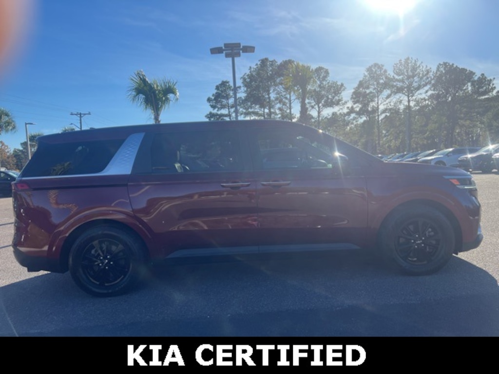 Certified 2022 Kia Carnival LXS MPV