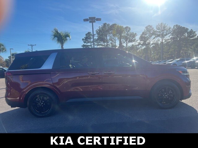 2022 Kia Carnival LXS photo 4