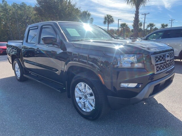 2024 Nissan Frontier SV photo 3