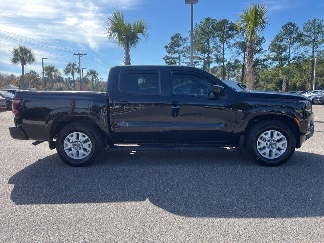 2024 Nissan Frontier SV photo 4