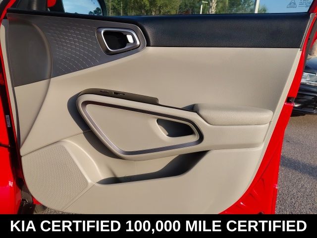 2025 Kia Soul LX - Photo 22