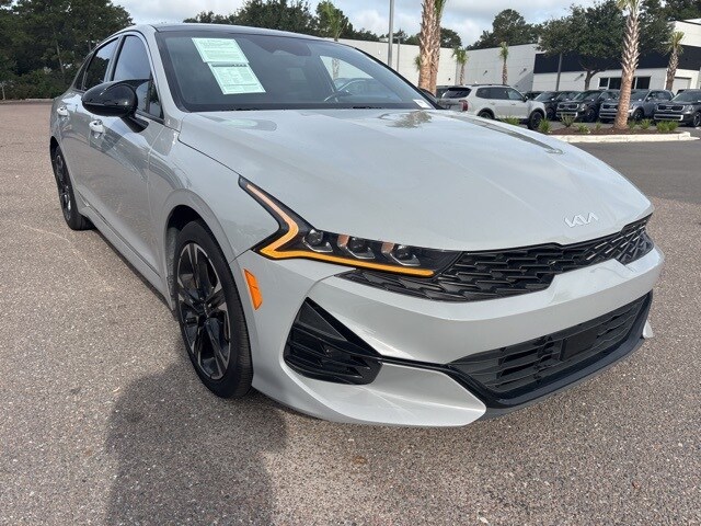 2022 Kia K5 GT-Line photo 3