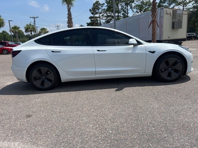 2021 Tesla Model 3 Standard Range Plus photo 4