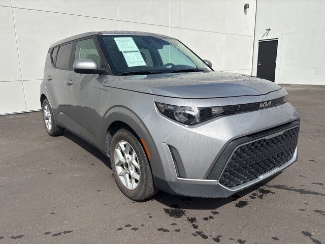 2023 Kia Soul LX S photo 3