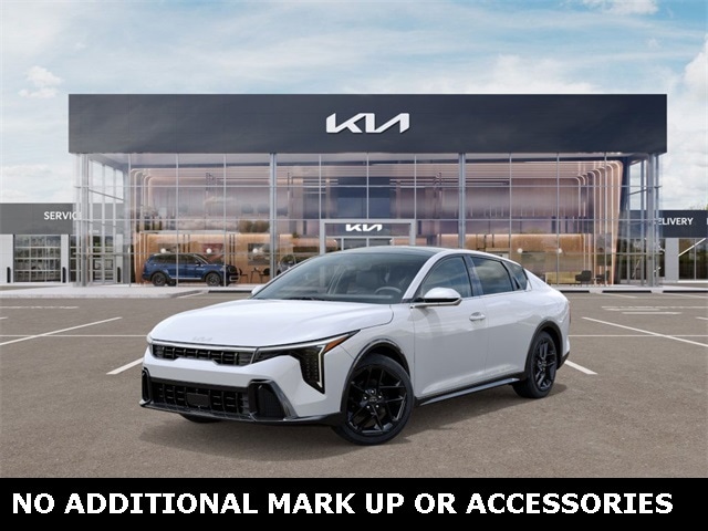 2025 Kia K4 GT-Line Turbo's photo