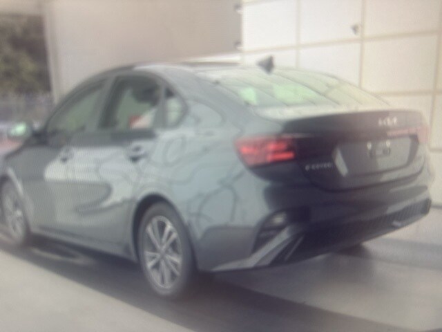 2024 Kia Forte LXS photo 3