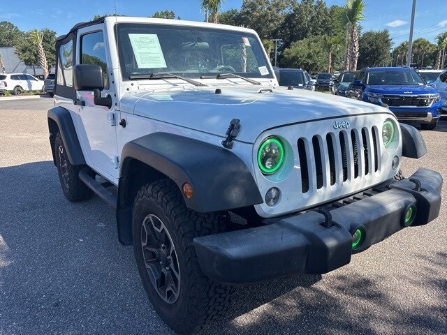 2016 Jeep Wrangler Sport photo 3
