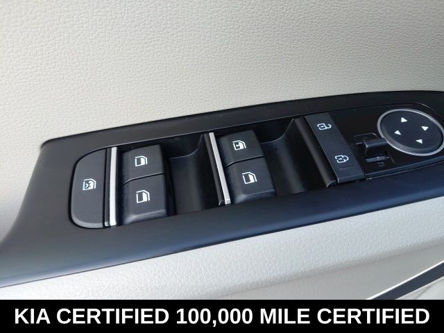 2025 Kia Soul LX - Photo 17