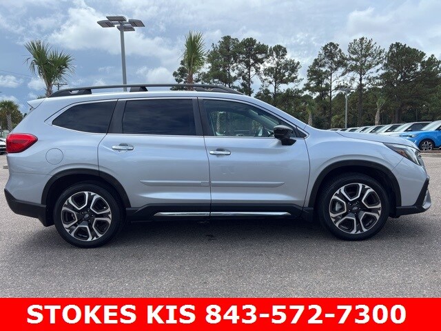 2024 Subaru Ascent Touring photo 2