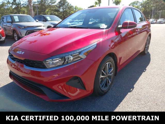 2024 Kia Forte LXS AT's photo