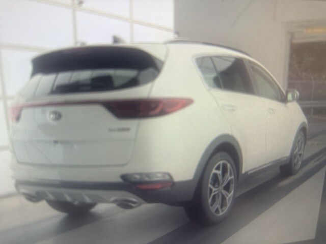 2021 Kia Sportage SX Turbo photo 2