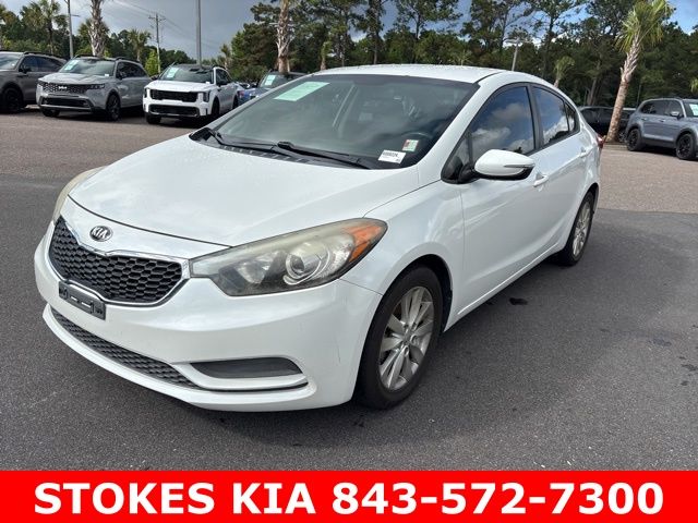 2016 Kia Forte LX AT's photo