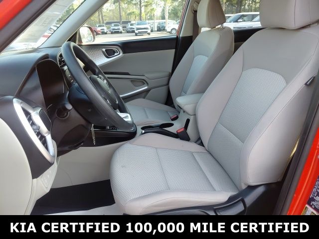 2025 Kia Soul LX - Photo 19