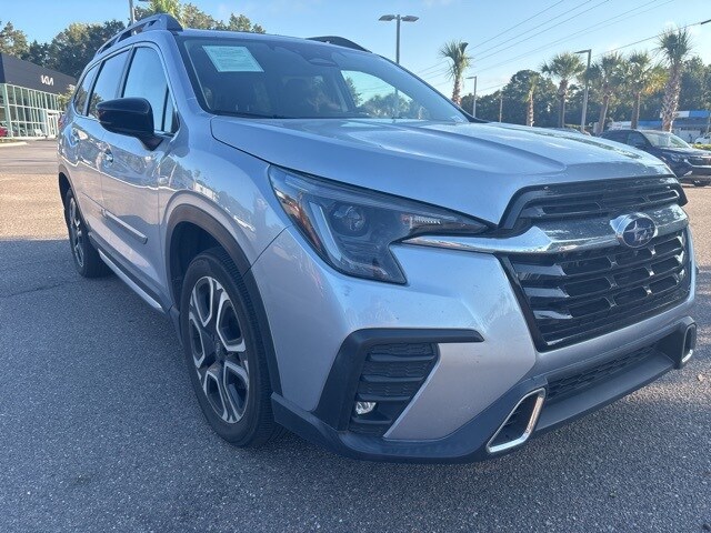 2024 Subaru Ascent Touring photo 3