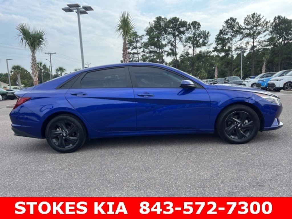 Used 2023 Hyundai Elantra SEL Sedan