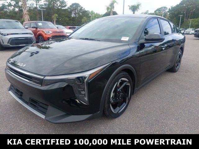 2025 Kia K4 EX AT's photo
