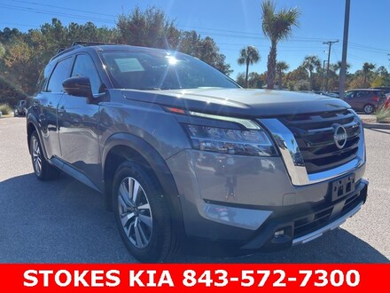 2022 Nissan Pathfinder SL SUV